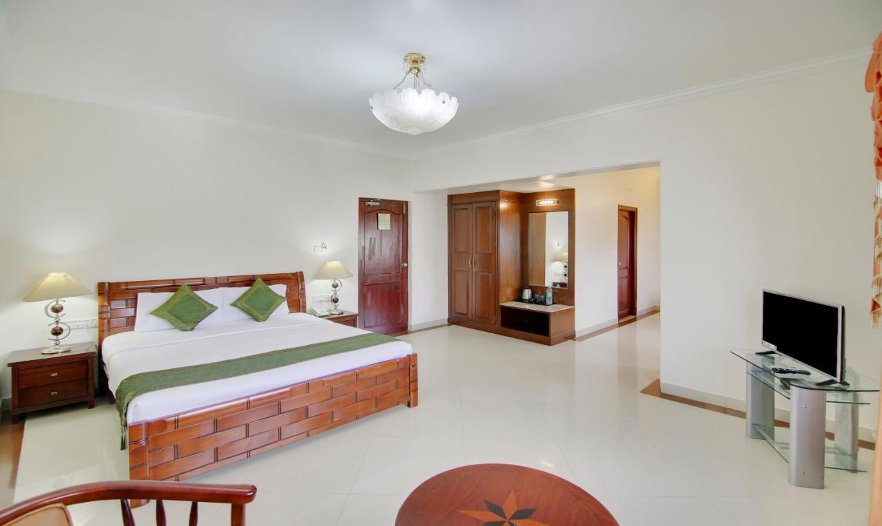 Treebo Trend President Suites Bangalore Exterior foto