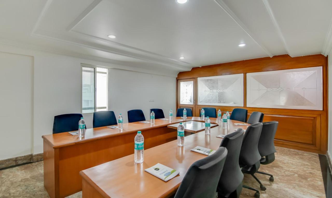 Treebo Trend President Suites Bangalore Exterior foto